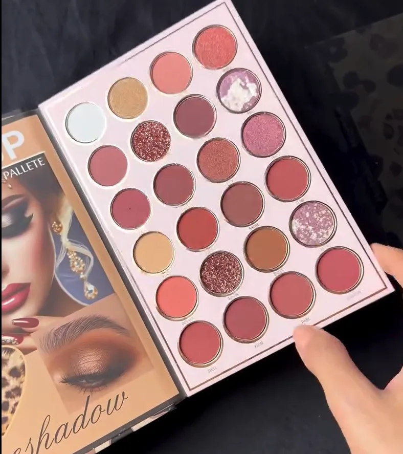 Luxury Multi-Shade Eyeshadow & Highlighter Palette – Matte, Shimmer & Glitter