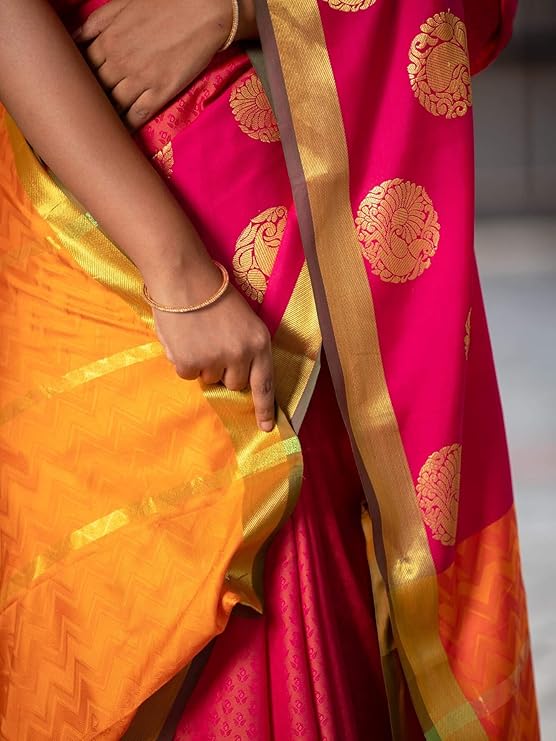 Women's Silk Saree With Blouse Piece